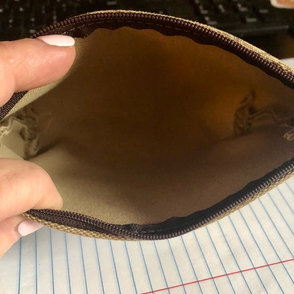 COPY - Dooney & Bourke pouch - Picture 6 of 6